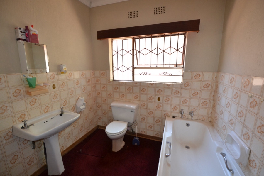3 Bedroom Property for Sale in Riebeeckstad Free State
